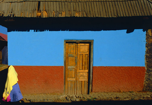 Mantón Amarillo, 2003