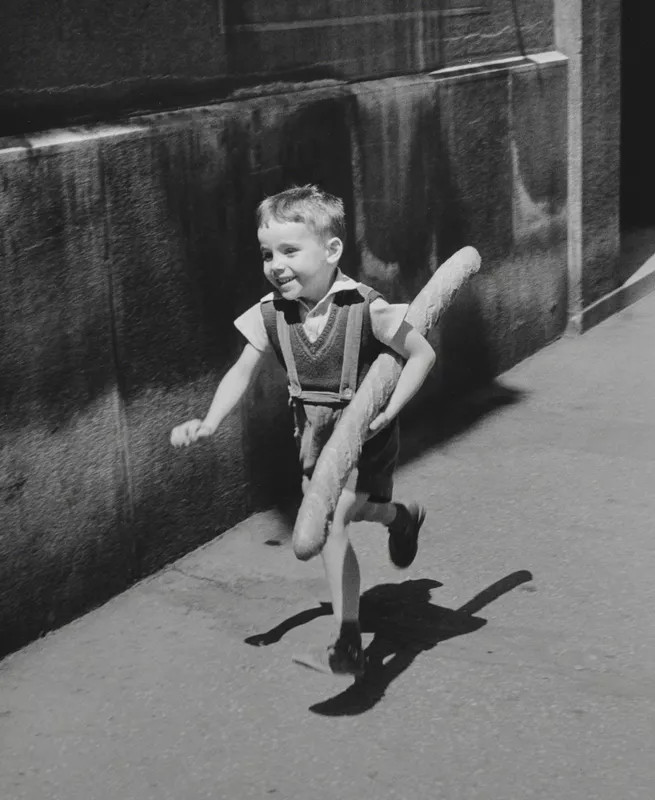 Le Petit Parisian, 1952