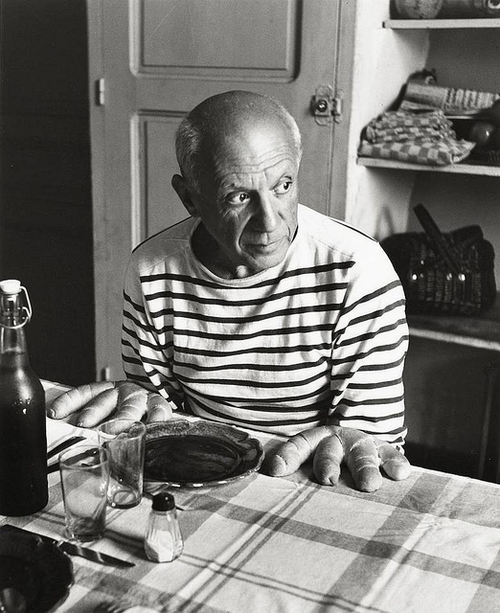 Robert Doisneau - Picasso and the Loaves, 1952