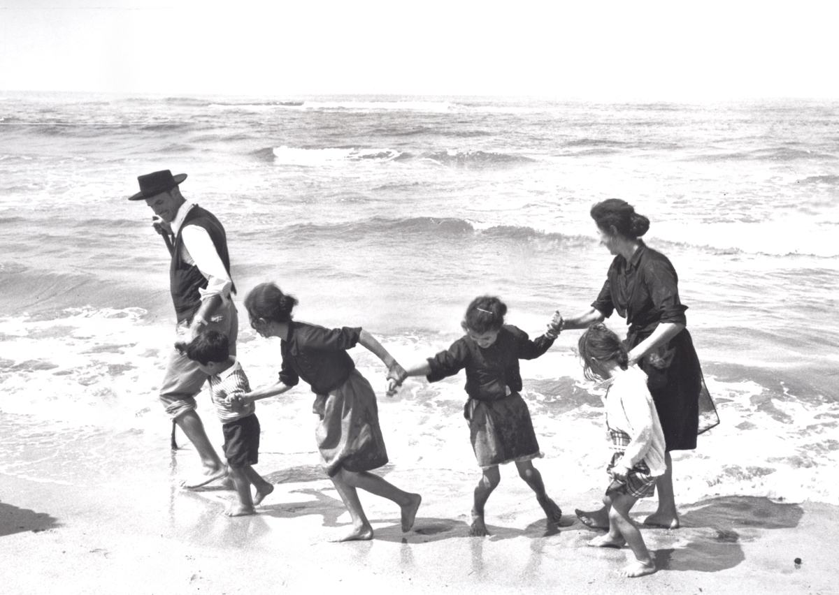 Edouard Boubat Family on the Beach