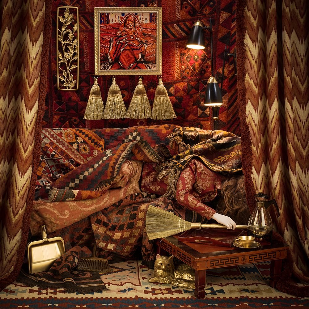 SweptUnderTheRug_PattyCarroll_CatherineCouturierGallery SweptUnderTheRug_PattyCarroll_CatherineCouturierGallery