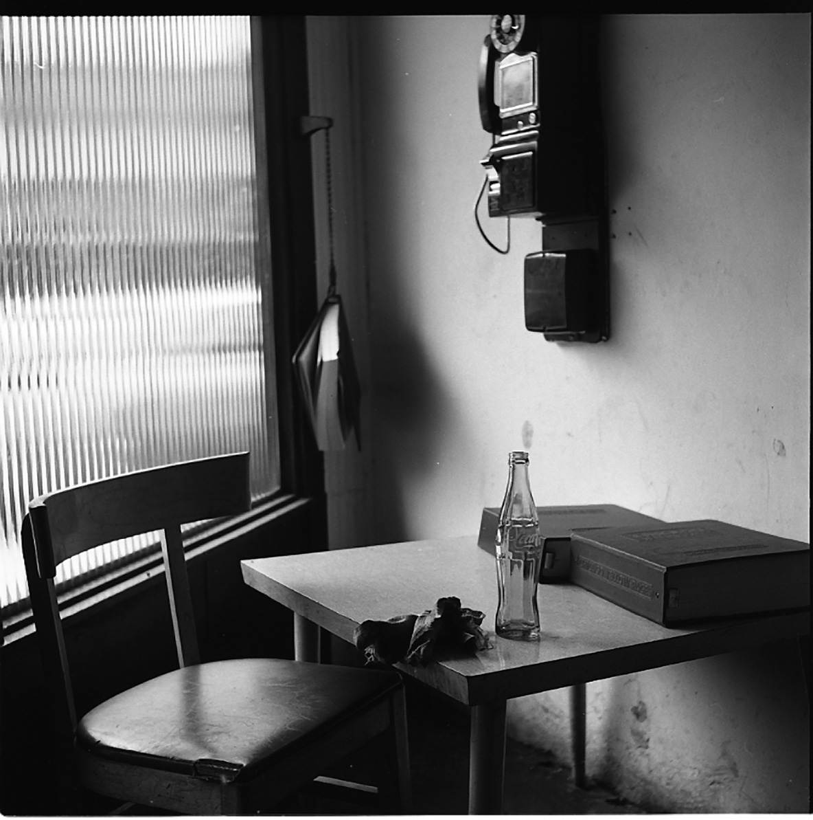 Vivian Maier, Interior with Telephone, Winnetka, IL, April 20, 1968